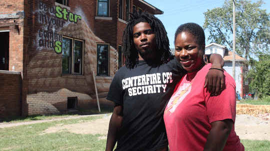 This Woman Is Turning This Blighted City Block Into A Solar-Powered Ecovillage This Woman Is Turning This Blighted City Block Into A Solar-Powered Ecovillage