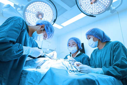 This Is What Really Happens When You Go Under The Knife