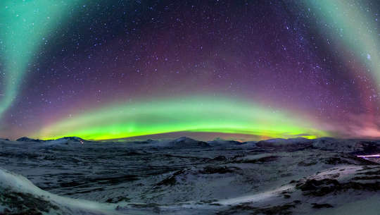 Horoscope Week: October 25 - 31, 2021 panorama of the Northern Lights in Norway