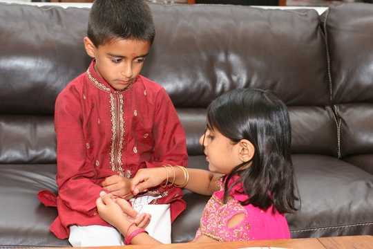 Explaining Rakshabandhan – A Hindu Festival That Celebrates The Brother-sister Bond Explaining Rakshabandhan – A Hindu Festival That Celebrates The Brother-sister Bond