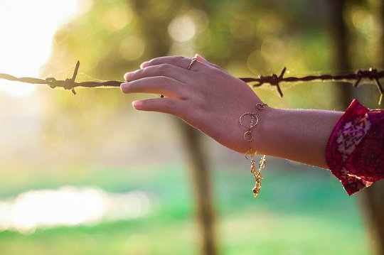 A Different Kind of Midlife: Facing Feelings and Letting Go of Illusions A Different Kind of Midlife: Facing Feelings and Letting Go of Illusions
