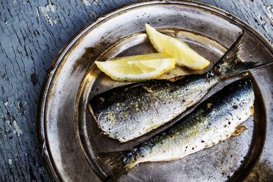 People Don't Eat Enough Fish and Miss Out On Robust Health Benefits People Don't Eat Enough Fish and Miss Out On Robust Health Benefits