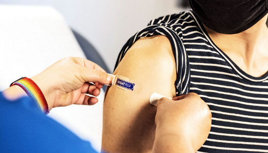 Why You Should Especially Get A Flu Shot This Year why get a flu shot 9 21