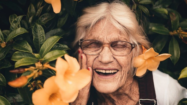 Unlocking Super Aging: The Truth About Cognitive Health in Aging Elderly woman with bright smile symbolizing super aging and cognitive health